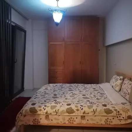 1 In Lejlighed Kateríni