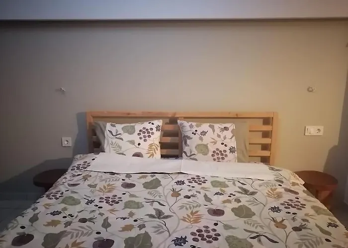 1 In Daire Kateríni
